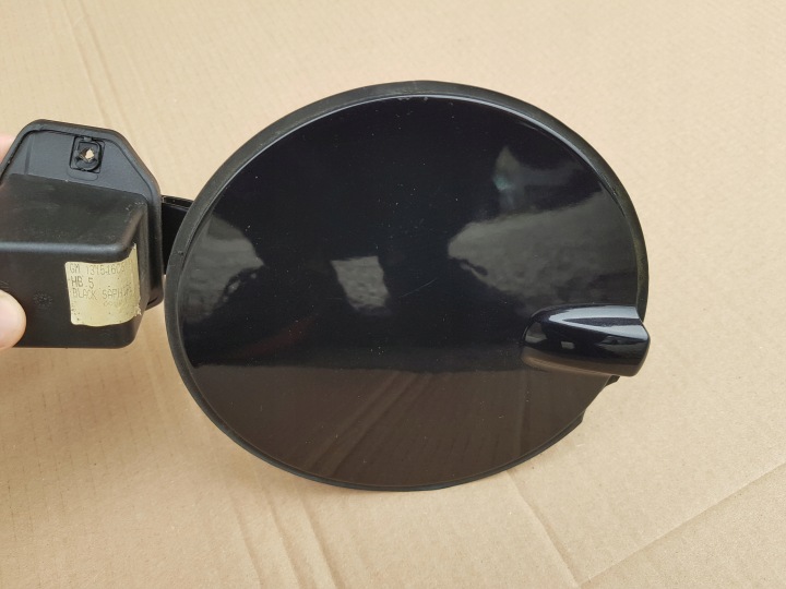 CLAPET GOULOTTE DE REMPLISSAGE CARBURANTS OPEL ASTRA H BERLINE COMPACTE 5 DE PORTE Z20R NOIRE