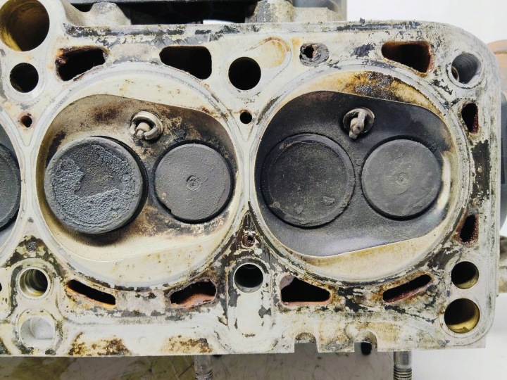 CULASSE VOLKSWAGEN PASSAT B5 LIFT 2.0 8V 06A103373N 04R