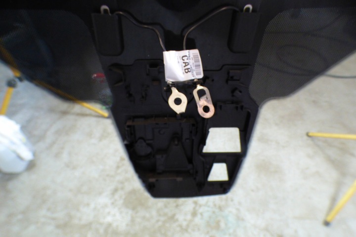 PARE-BRISE AVANT AVEC CHAUFFAGE ORIGINAL FORD FOCUS MK3