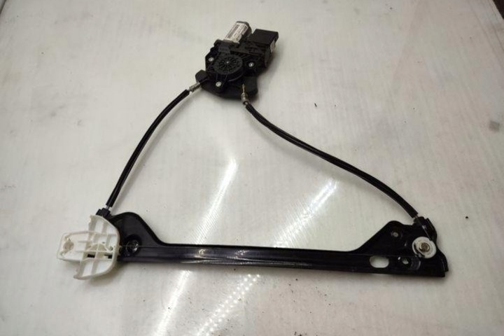 ÉLÉVATEUR VITRES ARRIÈRE DROITS PORTES VW TOURAN (1T3) 5K0959704 1.39L