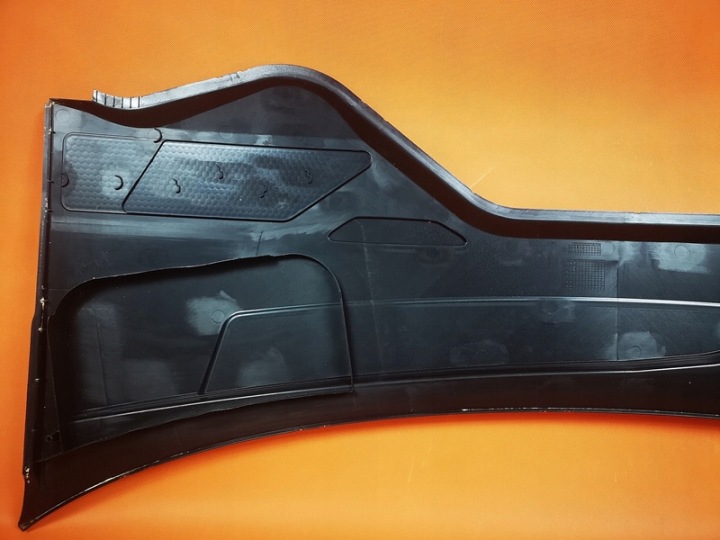 AUDI A8 4N DOUBLURE DE PASSAGE DE ROUE COMPLET 4N1819403B