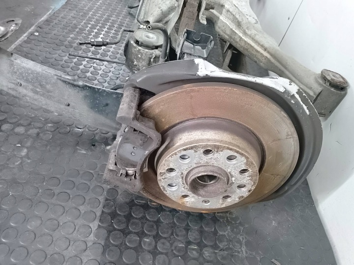 CHÂSSIS TRAVERSE ARRIÈRE VW PASSAT B6 3C0505235L 2.0 TDI