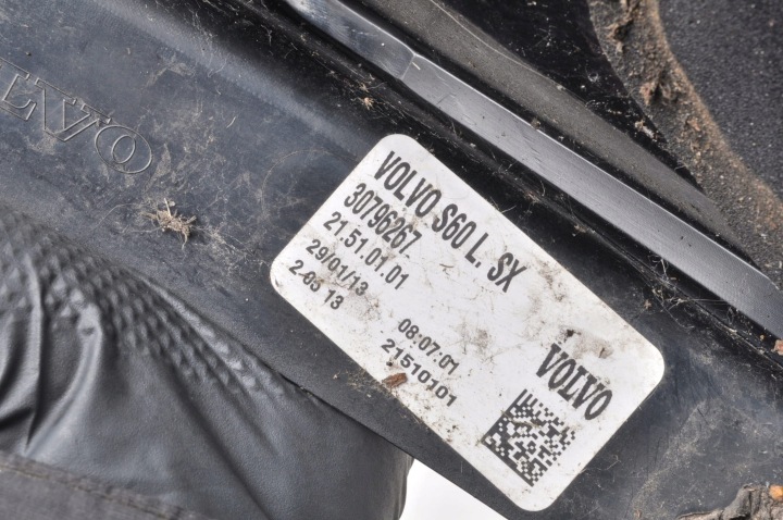 VOLVO S60 II PHARE GAUCHE ARRIÈRE GAUCHE ARRIÈRE BERLINE 30796267