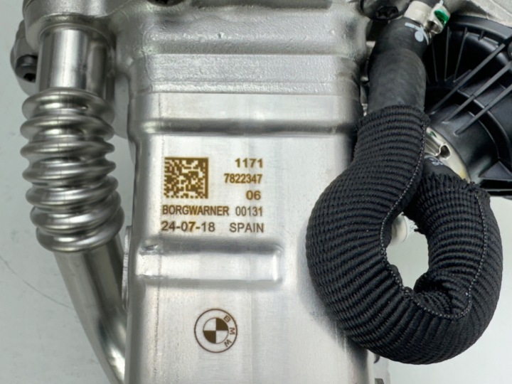 BMW F10 F11 LCI B47 18D 20D RADIATEUR GAZ D'ÉCHAPPEMENT EGR 11717822347 NEUF ORIGINAL