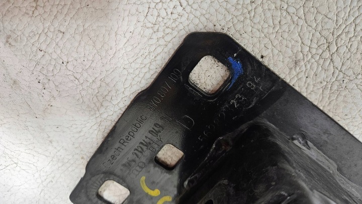 POUTRE PARE-CHOCS AVANT AVANT RENFORCEMENT AUDI A3 8Y0 8Y0807109