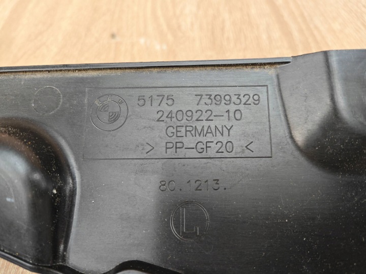 ORIGINALE PROTECTION CHÂSSIS ARRIÈRE ARRIÈRE BMW G30 G31 7399329 38KM