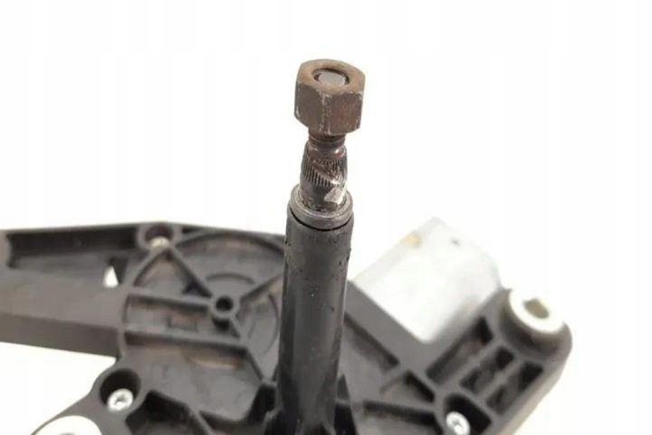 PETIT MOTEUR ESSUIE-GLACES COUVERCLES DE COFFRE MERCEDES-BENZ E (W212) 2129064402 2.99L DIESEL