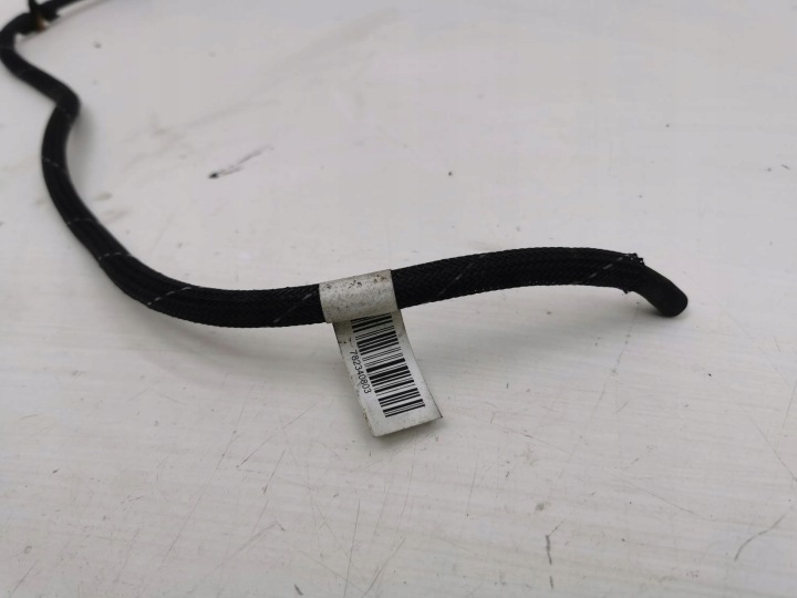 BMW 5 F10 F11 2013 CONDUITES DE DÉRIVATION CARBURANTS