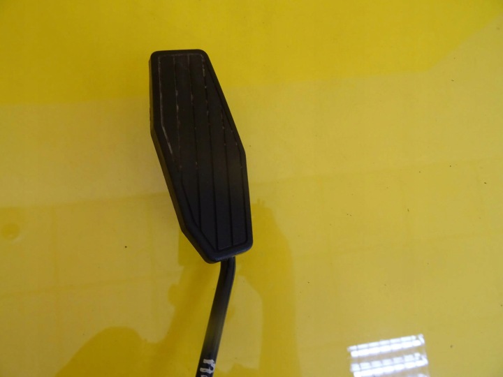 POTENTIOMÈTRE GAZ MAZDA 6 CB05-41-AC NR674