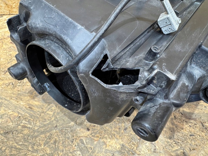 VW TIGUAN I 1 5N1 07-11 PHARE DROITE AVANT AVANT BI-XENON