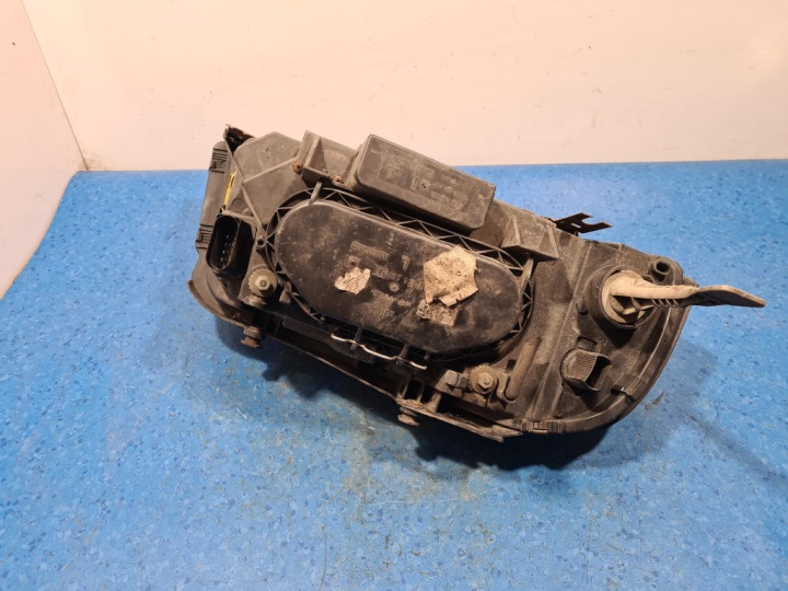 SEAT ALHAMBRA I LIFT PROJECTEUR GAUCHE