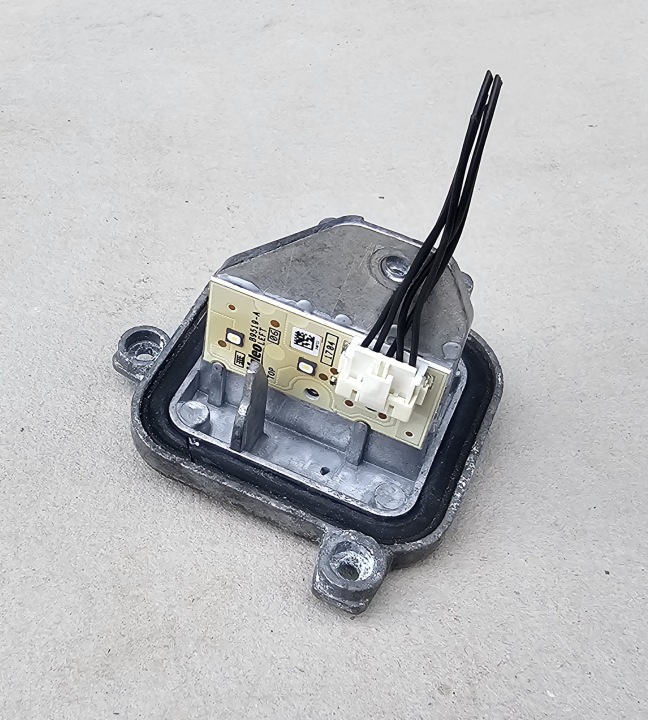 BMW X1 F48 CONVERTISSEUR JEZ MODULE LED VERS CONDUITE DIURNE GAUCHE AVANT GAUCHE