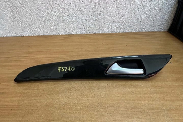 ARRIÈRE GAUCHE POIGNÉE INTÉRIEURE MERCEDES-BENZ GLE (W166) A1667301622 DIESEL