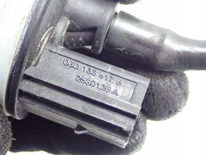SOUPAPE PRESSION ORIGINAL 06D133517B SKODA FABIA III 6V 1.0 TSI CHZ 18R