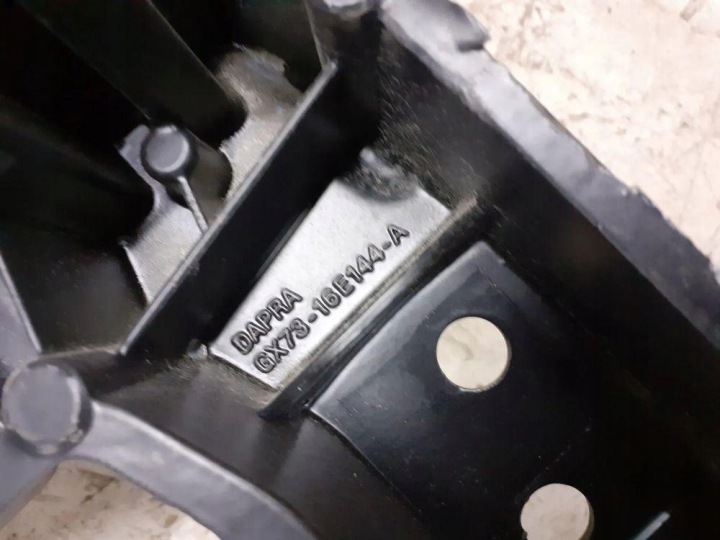 PANNEAU AVANT RENFORCEMENT SUPÉRIEUR JAGUAR XF 2015- GX73-16E144-A