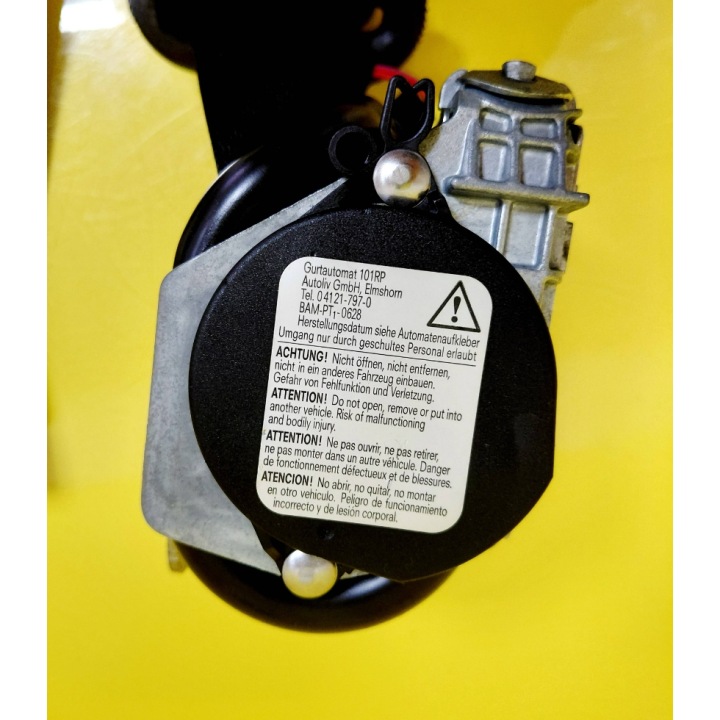 CEINTURE DE SÉCURITÉ DROIT AVANT MITSUBISHI COLT 3D 607131800 NR1789