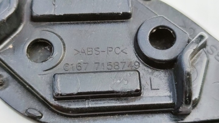 BMW 3 E92 COUPÉ BOUCHON LAVE-GLACE PHARES DROIT GAUCHE AVANT (ZA46)