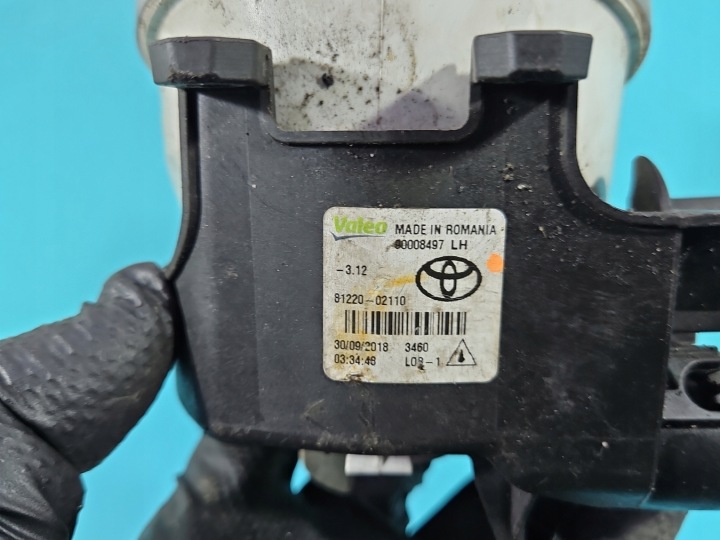 PHARES ANTIBROUILLARD GAUCHE TOYOTA AURIS II 81220-02110