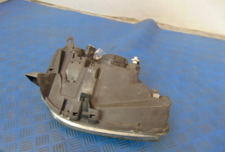 CITROEN C5I PROJECTEUR GAUCHE ÉTAT WIDOCZNY SUR ZDJECIU ÉLÉMENT VERS POLISSAGES