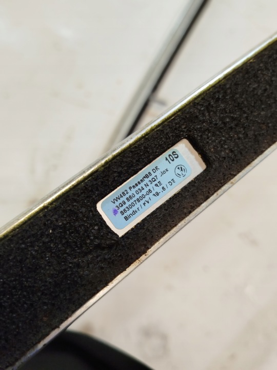 BARRES DE TOIT TOITS VW PASSAT B8 UNIVERSEL R-LINE ENSEMBLE