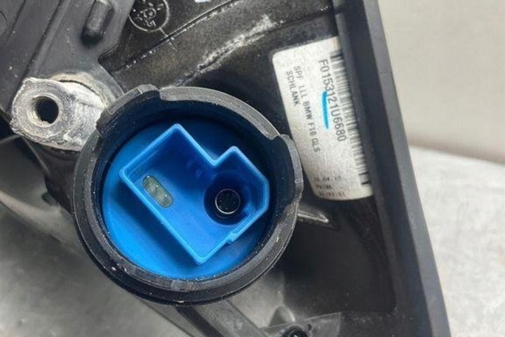 RÉTROVISEUR GAUCHE BMW 5 (F10) A046412 4.4L GASOLINE 2013
