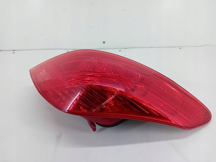 PHARE ARRIÈRE DROITE PEUGEOT 308 9680425680 BERLINE COMPACTE