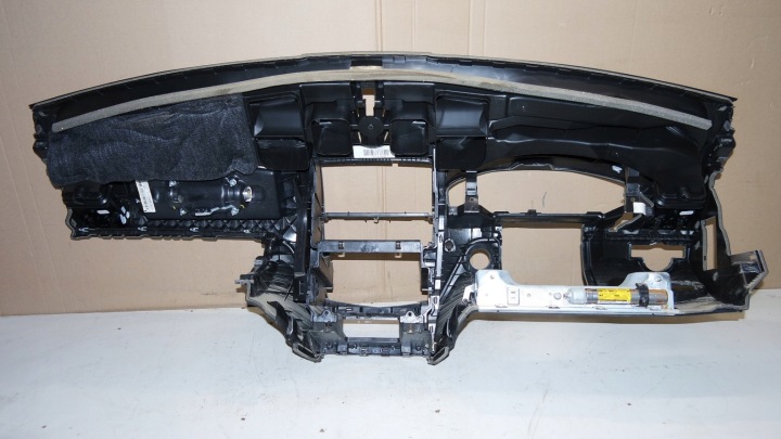 TABLEAU DE BORD CONSOLE AIRBAG MERCEDES W204