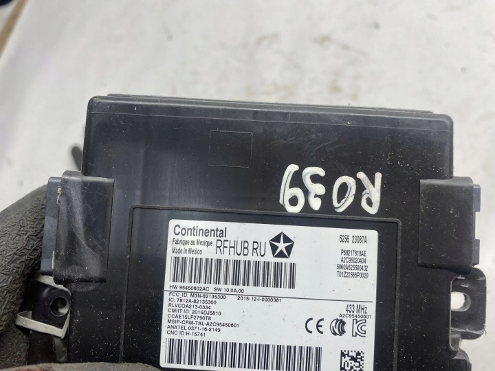CHRYSLER PACIFICA MODULE BEZKLUCZYKOWY (KESSY) 68217818AE 2017 3600CM3