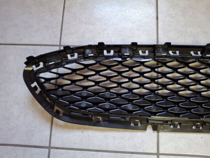 CALANDRE GRILLE FORD FIESTA MK8 NOIRE ACTIVE 2017R-