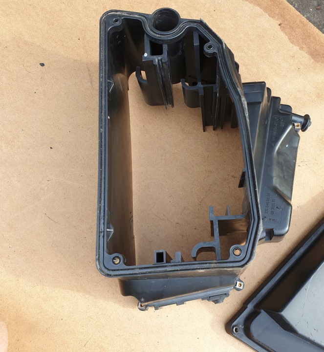 CHÂSSIS BOÎTE KOMPUTEROW PROTECTION MERCEDES E W210