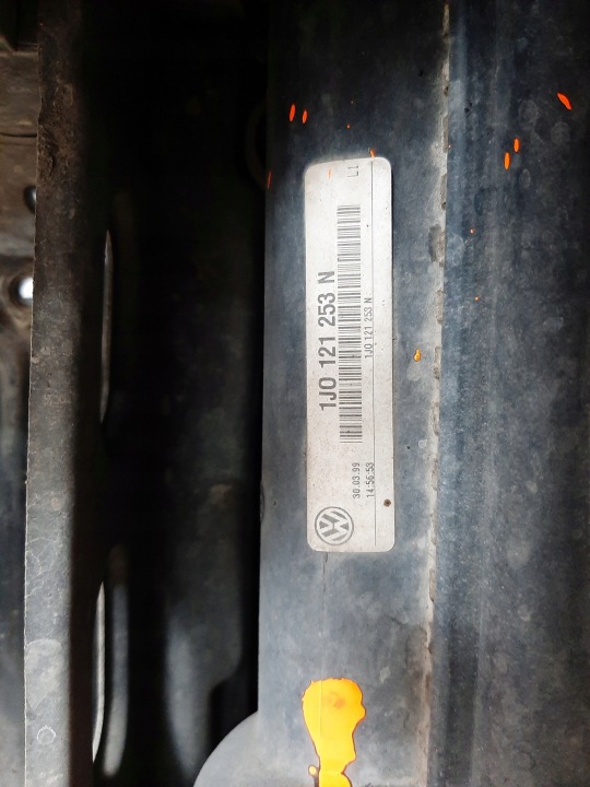 SEAT TOLEDO II 1.6 8V 99R PANNEAU AVANT POUTRE RADIATEURS VENTILATEUR 1J0121253N