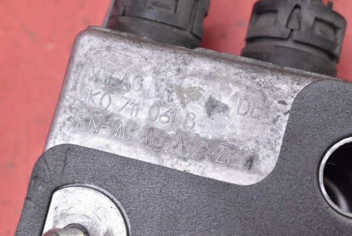 MÉCANISME DE CHANGEMENT DE VITESSES CRIC VITESSE 6 VITESSE 1K0711049CM VW GOLF VI 1.4 TSI 122 KM 08-15