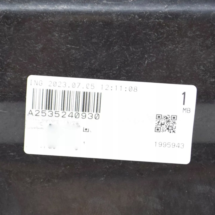 MERCEDES-BENZ GLC X253 AVANT ENGINE LOWER COVER A253524093064 OEM
