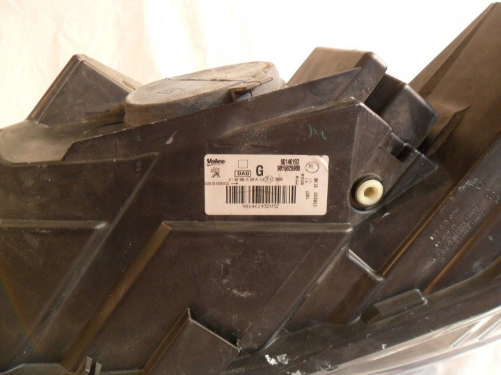 PROJECTEUR AVANT CÔTÉ GAUCHE PEUGEOT RIFTER 90146193