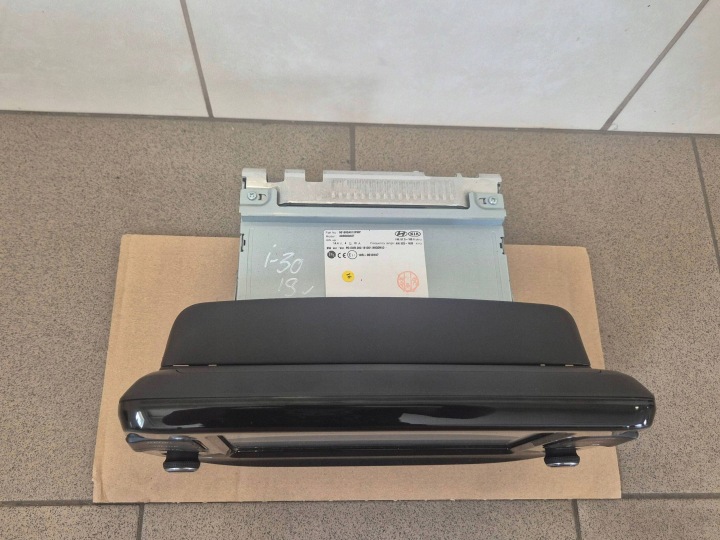 HYUNDAI I30 III 17-20 FASTBACK N-LINE RADIO 96160-G4010