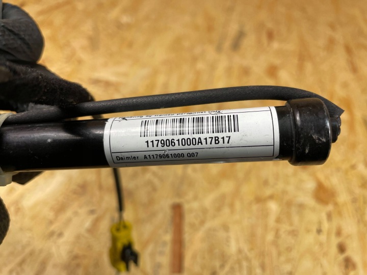CHARNIÈRE CAPOTS PYROTECHNIQUE MOYEU GAUCHE MERCEDES W176 W156 A1768800328