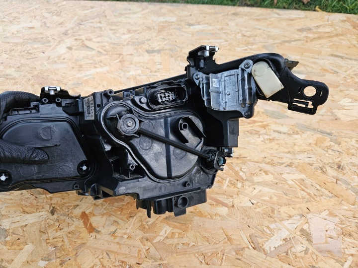 PHARE DROITE VW GOLF VIII 8 19- IQ LIGHT 5H1941036