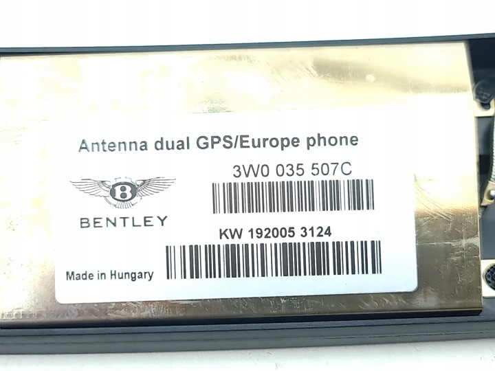 BENTLEY FLYING PIGNON 2006 AMPLIFICATEUR ANTENNES