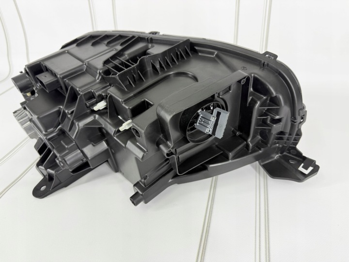 PHARE AVANT AVANT VOLVO XC90 COMPLET LED