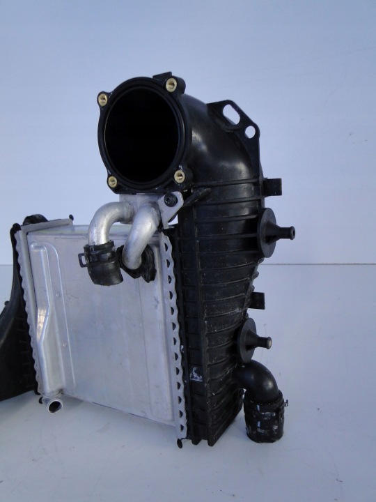 MERCEDES A CLASSE 177 W177 RADIATEUR AIR ÉCHANGEUR AIR-AIR AQUATIQUE DROIT AMG