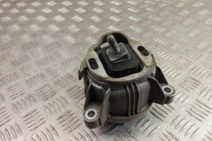 AVANT COUSSIN MOTEUR BMW X3 (F25) 6785712 2.8L GASOLINE 180KW 2013