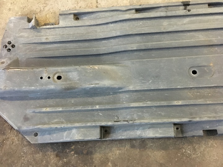 SUZUKI S-CROSS SX4 13- PROTECTION PLAQUE CHÂSSIS DROITE GAUCHE