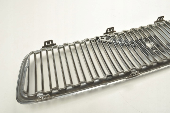 VOLVO V50 CALANDRE CALANDRE GRILLE 08678556