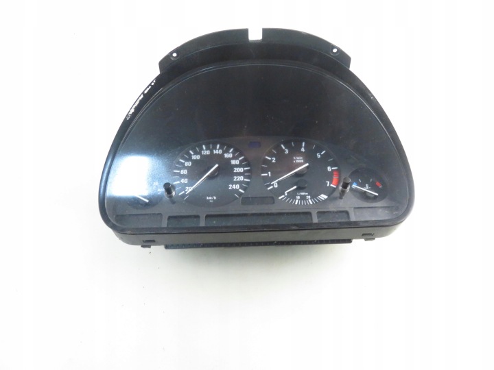 COMPTEUR BMW 5 E39 2.5 62118370082 008630029