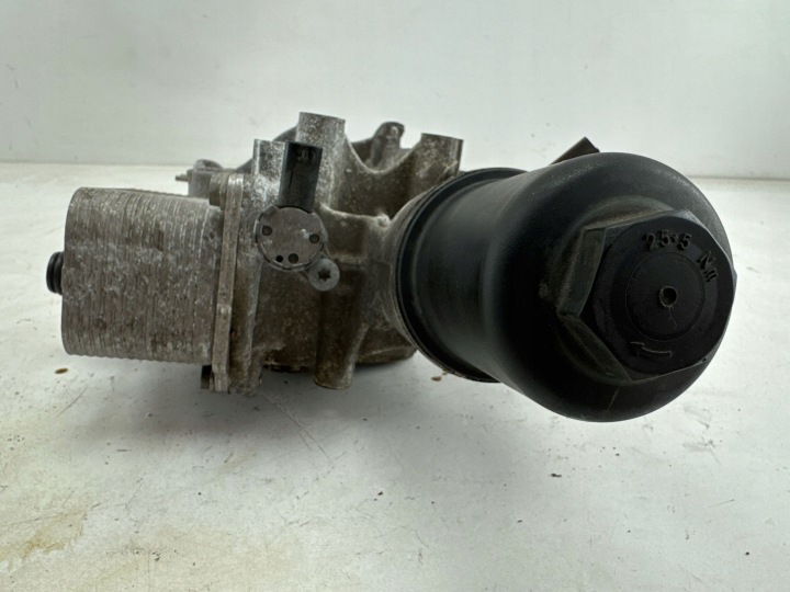 AUDI A4 S4 B9 2019 FIXATION POIGNÉE FILTRE HUILES