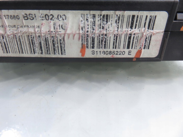FUSIBLE CITROEN BERLINGO I 1.6 HDI 75 9HW S118085220E
