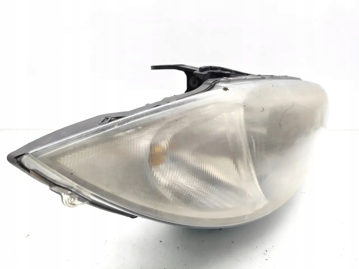 BMW E87 PHARE DROIT AVANT (S2137) UK