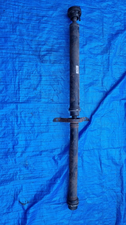 ARBRE DE TRANSMISSION AUDI A4 A5 8K0521101G