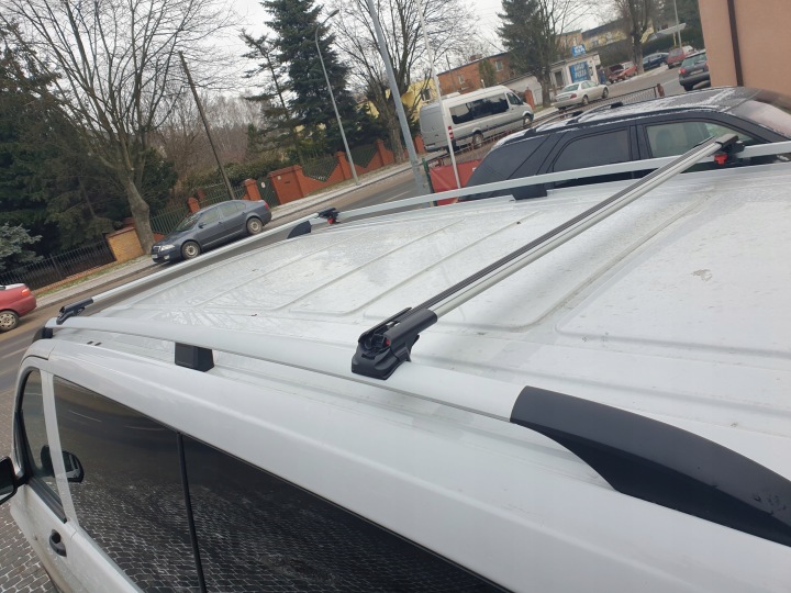 MERCEDES VITO 639 447 VIANO L2 COFFRE BARRES DE TOIT TOIT BON ÉTAT PUISSANT