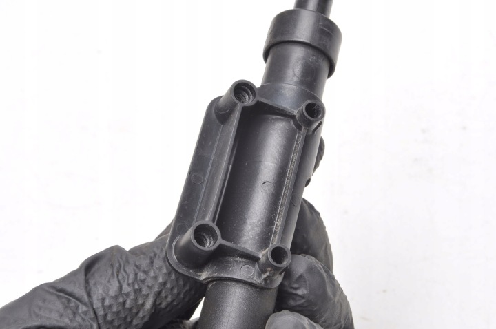 VOLVO V70 III XC70 III S80 II POMPE LAVE-GLACE PHARES 31294175 DROITE